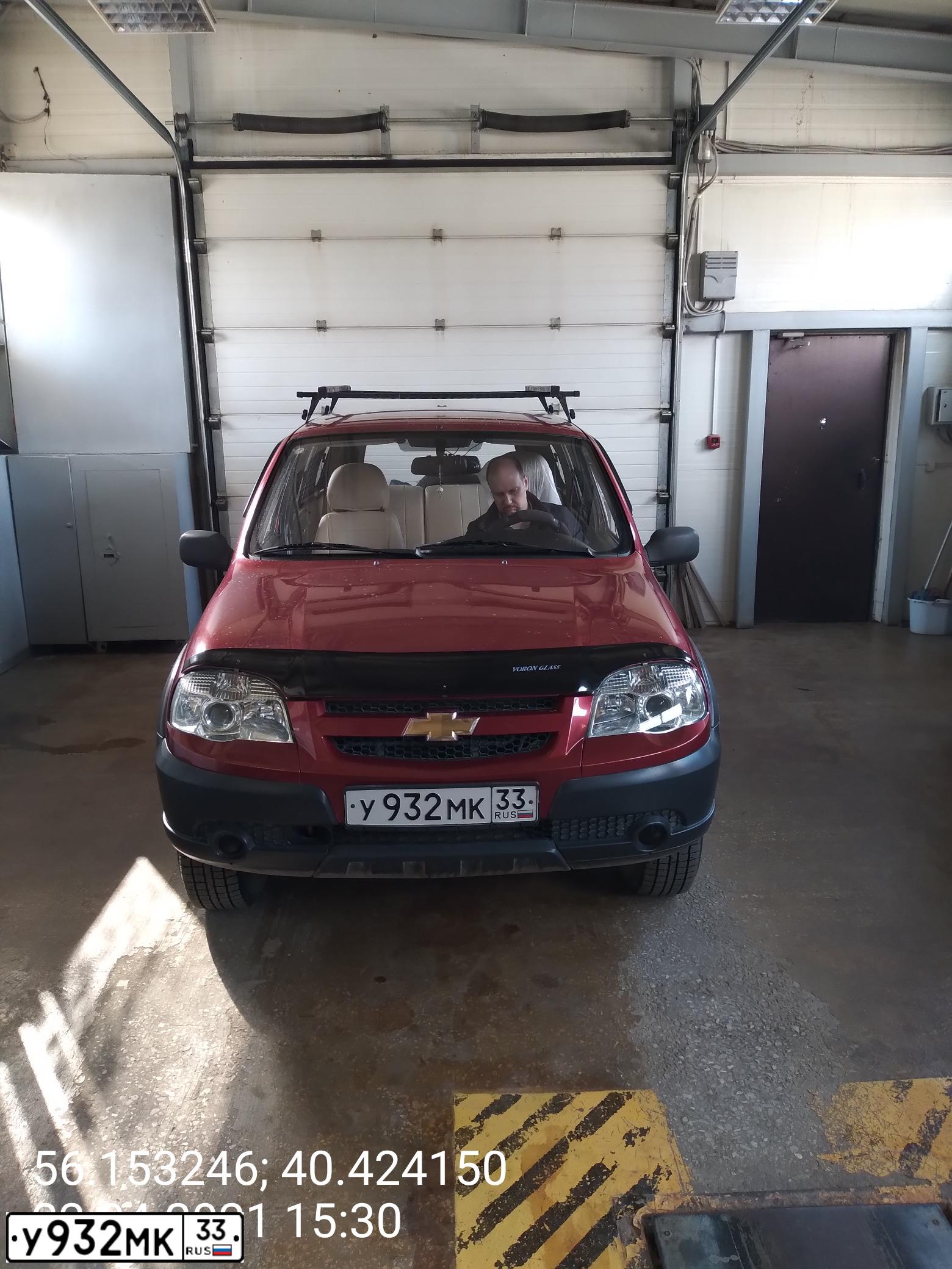 Фото автомобиля RENAULT LOGAN, 2011 — госномер Е200УР33