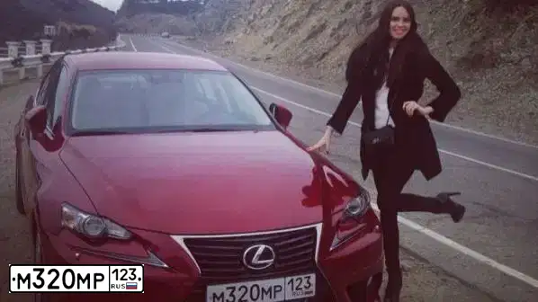 Фото автомобиля LEXUS IS, 2013 — госномер М320МР123. Цвет: КРАСНЫЙ