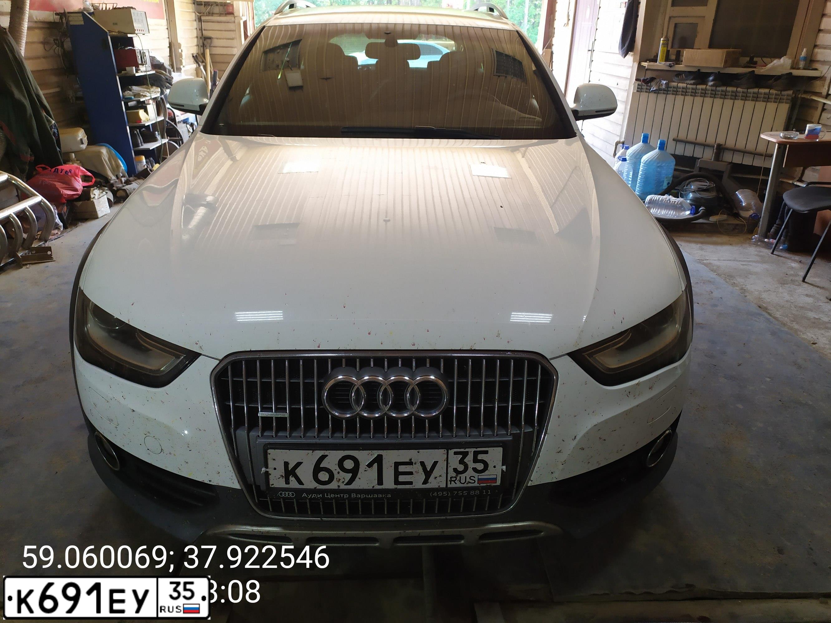 Фото автомобиля АУДИ А4 ALLROAD QUATTRO, 2012 — госномер М941СУ35. Цвет: Белый