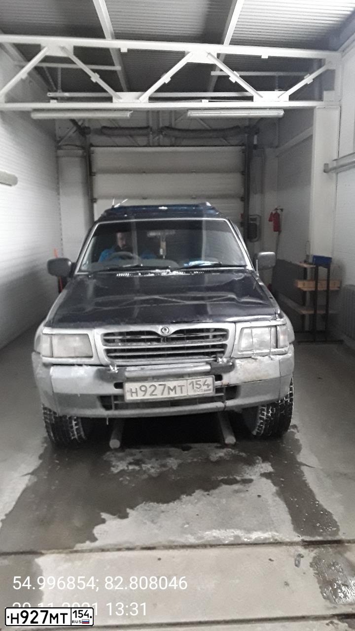 Фото автомобиля TOYOTA AVENSIS, 2004 — госномер Е772РК199. Цвет: ЗЕЛЕНЫЙ