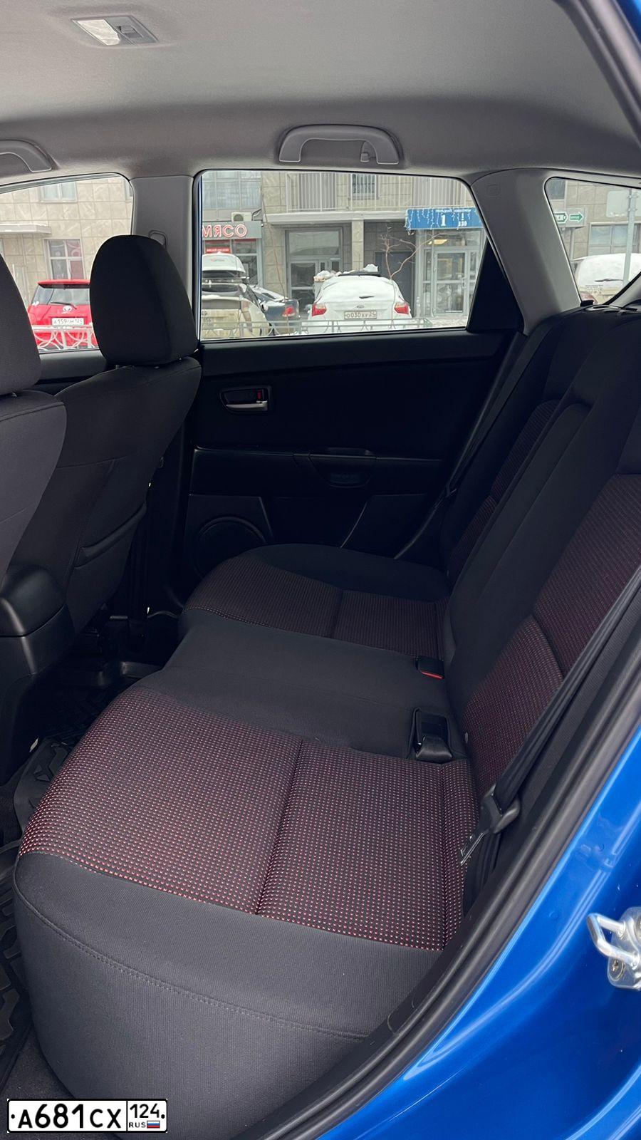 Фото автомобиля TOYOTA RAV4, 2015 — госномер А681СХ124. Цвет: ЧЕРНЫЙ
