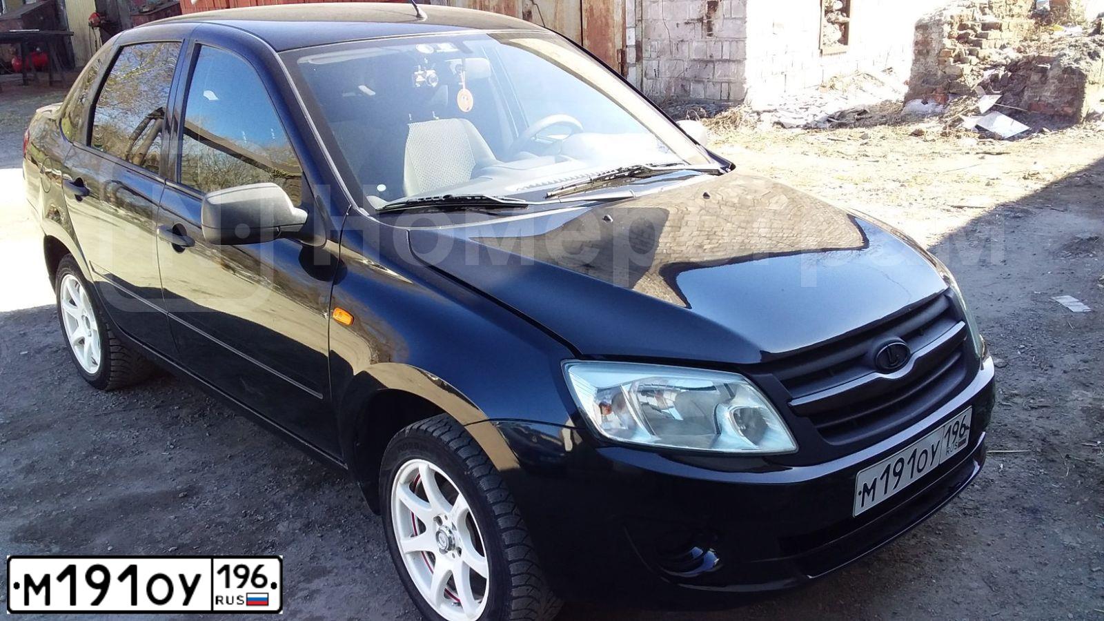 Фото автомобиля LADA 2190 GRANTA, 2013 — госномер М191ОУ196. Цвет: ЧЕРНЫЙ