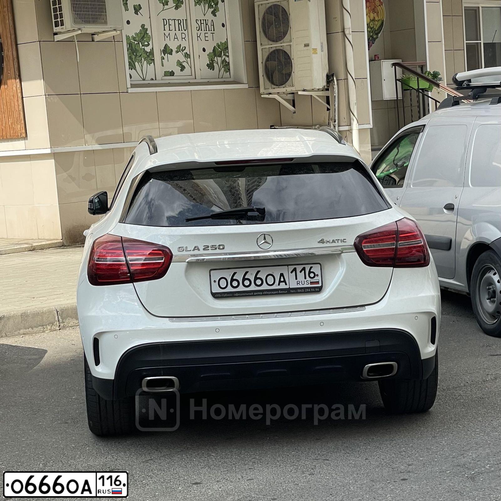 Фото автомобиля NISSAN JUKE, 2012 — госномер О666ОА116. Цвет: ФИОЛЕТОВЫЙ
