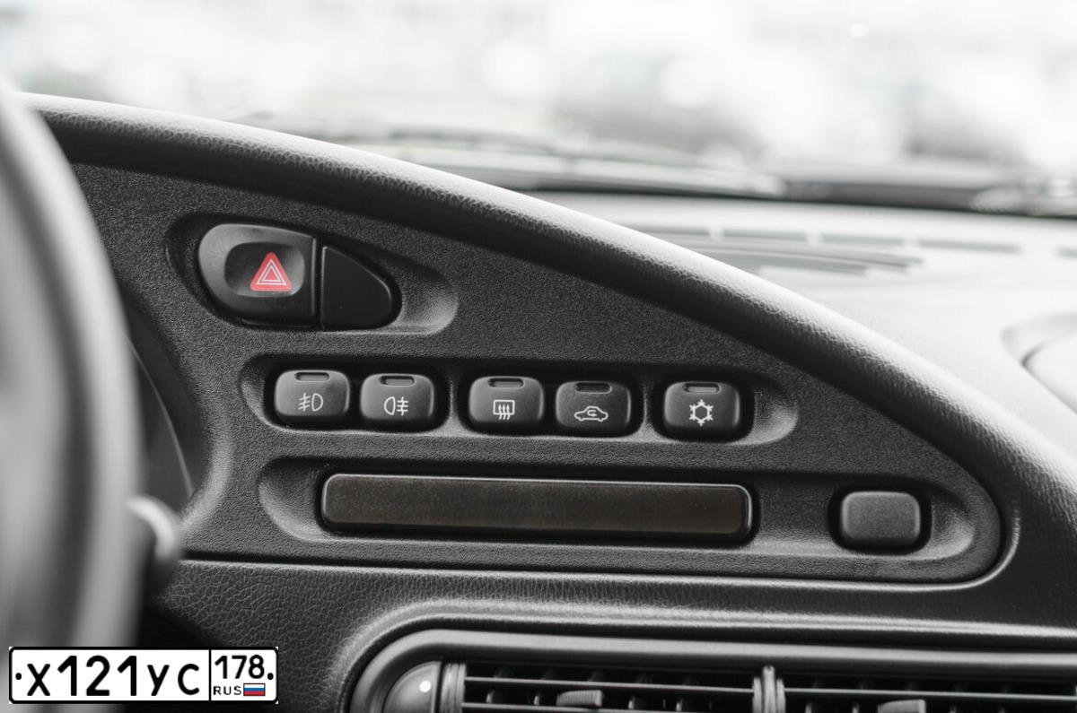 Фото автомобиля CHEVROLET T NIVA, 2017 — госномер О481ТК69. Цвет: Светло-Серебристый металлик