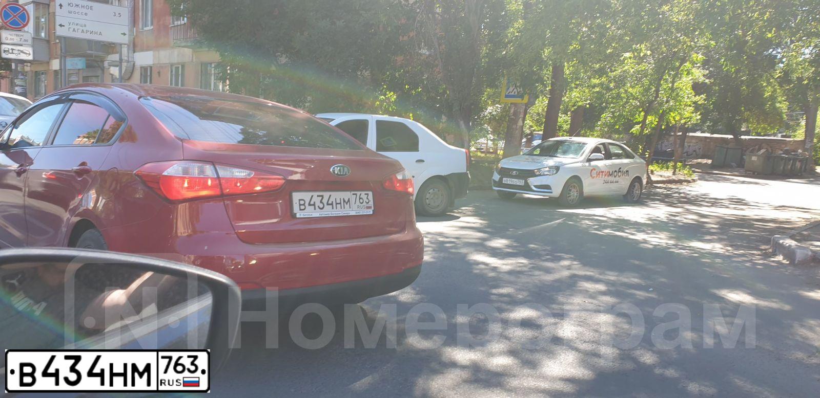 Фото автомобиля KIA CERATO, 2014 — госномер В434НМ763. Цвет: Красный