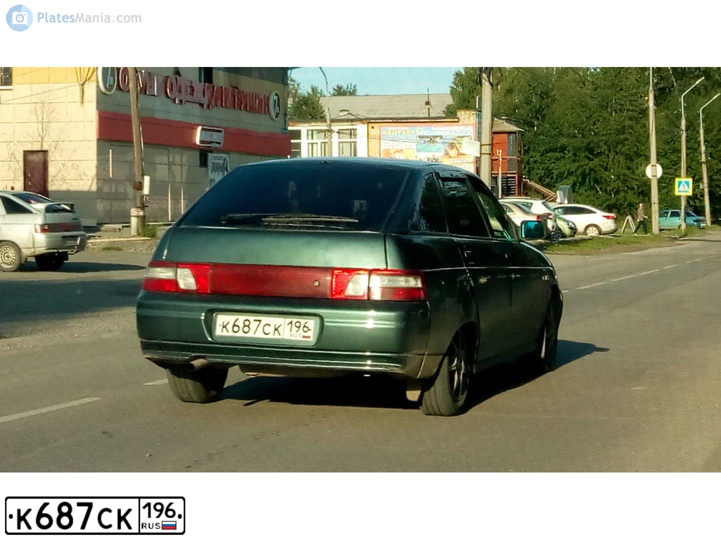 Фото автомобиля LADA 2112, 2007 — госномер К687СК196. Цвет: СЕРО-ЗЕЛЕНЫЙ