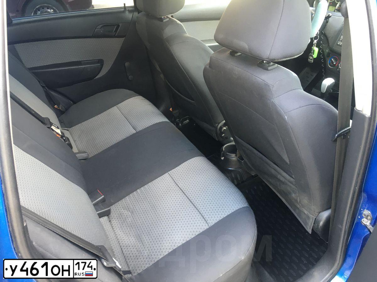 Фото автомобиля CHEVROLET AVEO, 2010 — госномер У461ОН174. Цвет: синий
