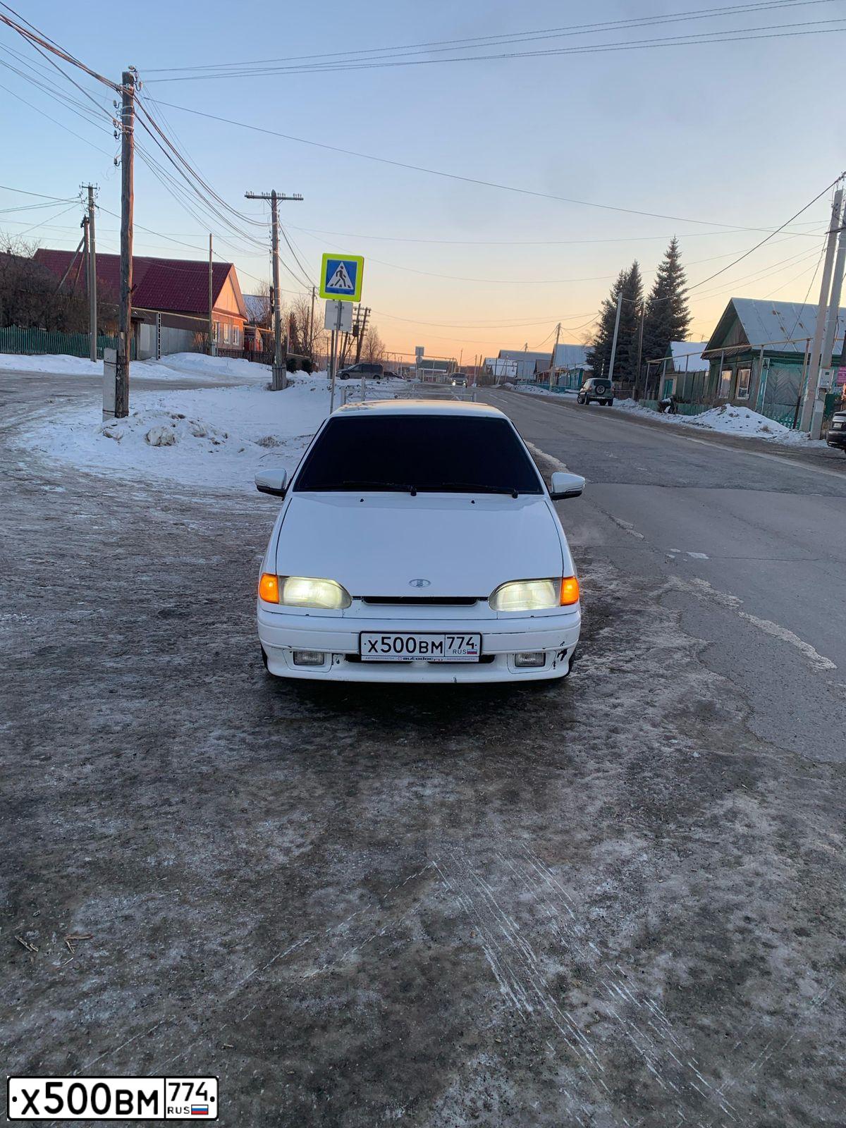 Фото автомобиля LADA 2114, 2010 — госномер Х038ЕТ774. Цвет: Белый