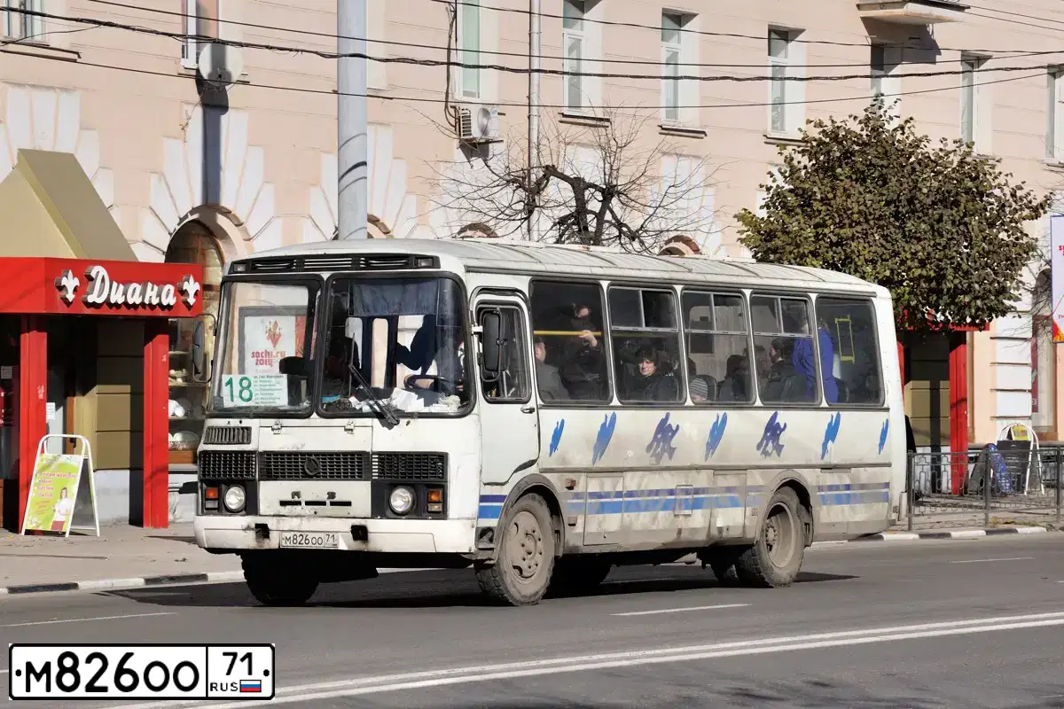 Фото автомобиля PAZ 4234, 2004 — госномер М826ОО71. Цвет: БЕЛО-СИНИЙ