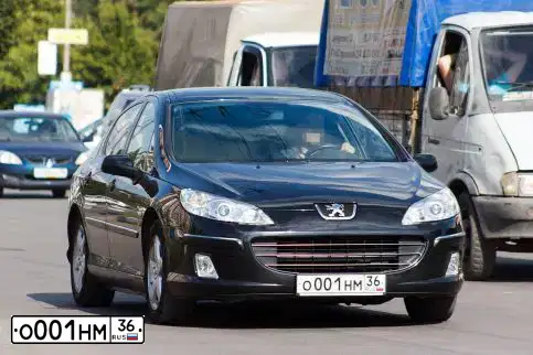 Фото автомобиля PEUGEOT 407, 2007 — госномер О001НМ36. Цвет: ЧЕРНЫЙ