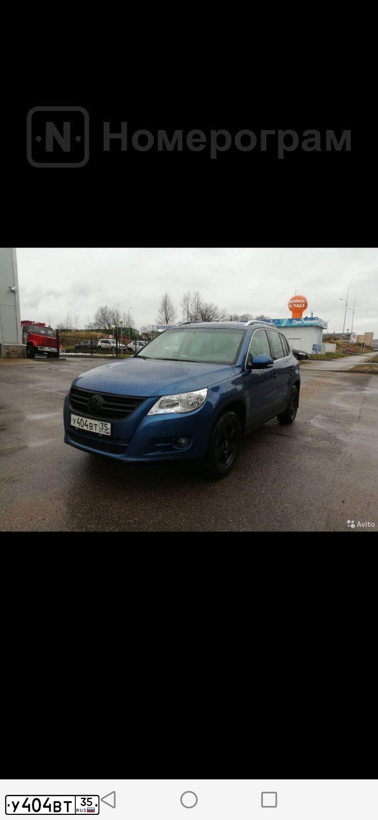 Фото автомобиля VOLKSWAGEN TIGUAN, 2010 — госномер У404ВТ35. Цвет: СИНИЙ