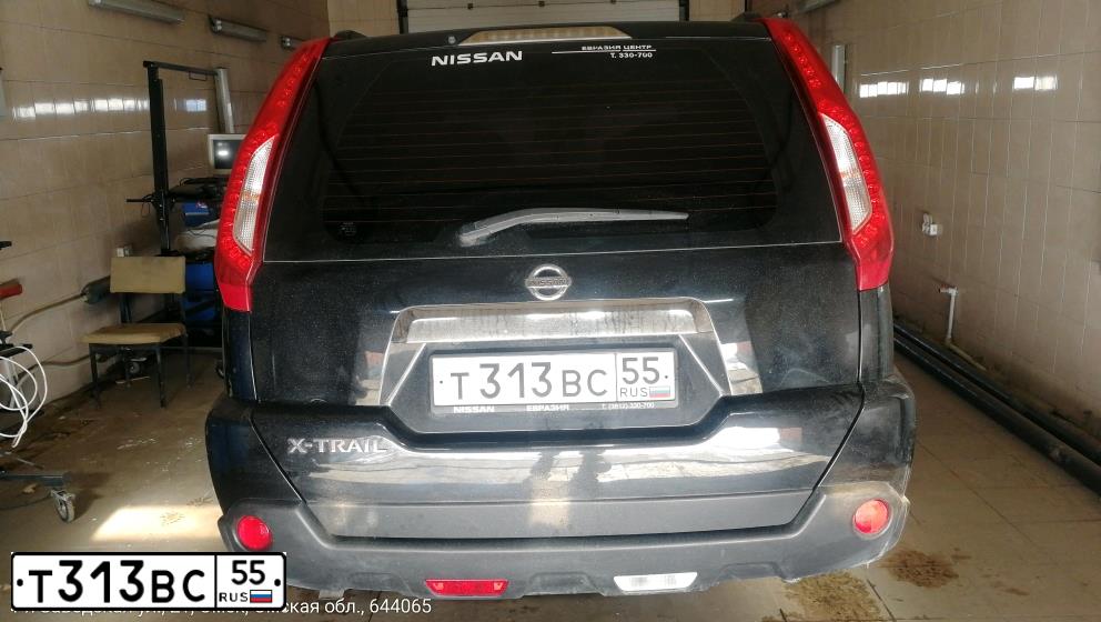 Фото автомобиля NISSAN X-TRAIL, 2014 — госномер В878МВ155. Цвет: ЧЕРНЫЙ