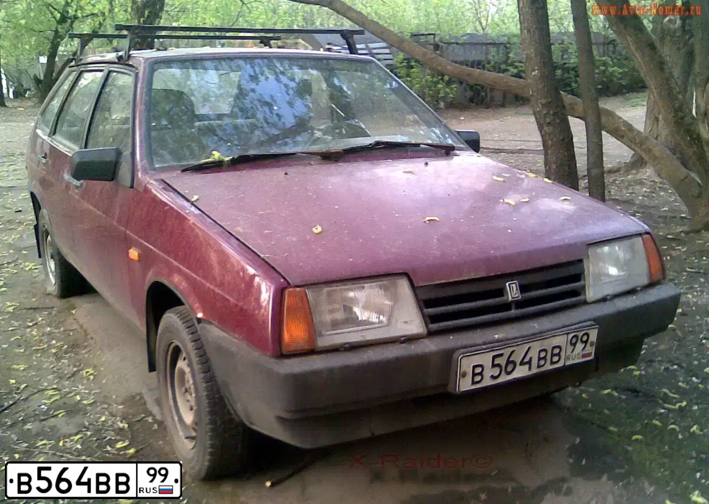 Фото автомобиля LADA 2109 SAMARA, 1999 — госномер В564ВВ99. Цвет: ТЕМНО-КРАСНЫЙ