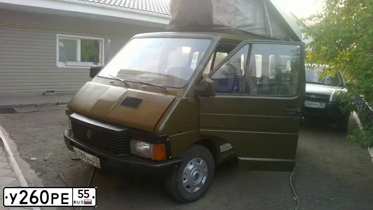 Фото автомобиля LADA 2114 SAMARA, 2006 — госномер В149ХО72. Цвет: СЕРЕБРИСТО-БЕЖЕВЫЙ
