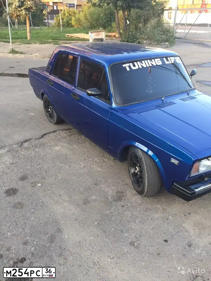 Фото автомобиля VAZ 2105 LADA, 2005 — госномер М254РС36. Цвет: СИНИЙ