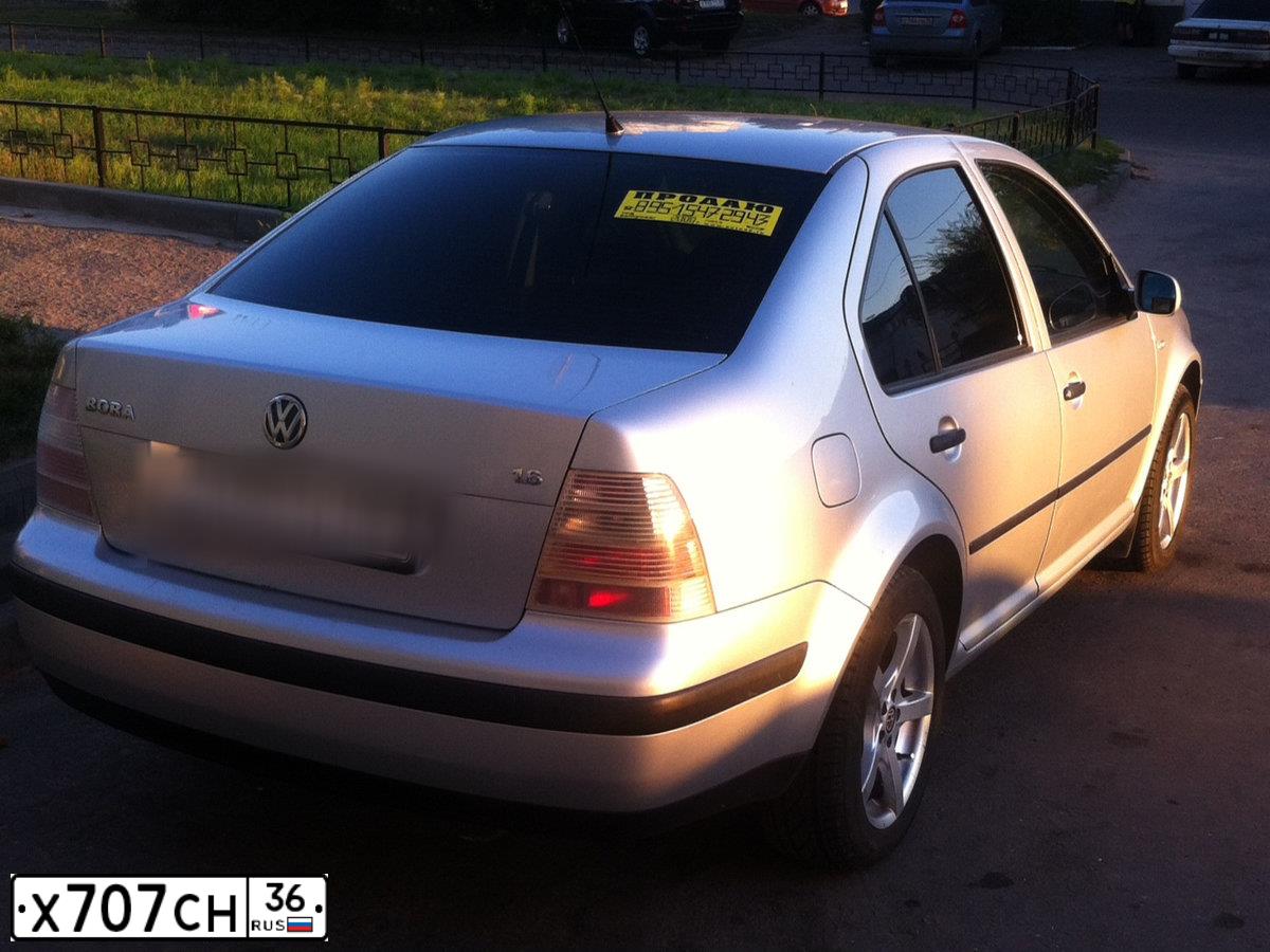 Фото автомобиля AUDI 80, 1993 — госномер О446ХО46. Цвет: Красный