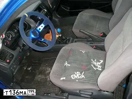 Фото автомобиля HONDA CIVIC, 1996 — госномер У309РВ198. Цвет: синий