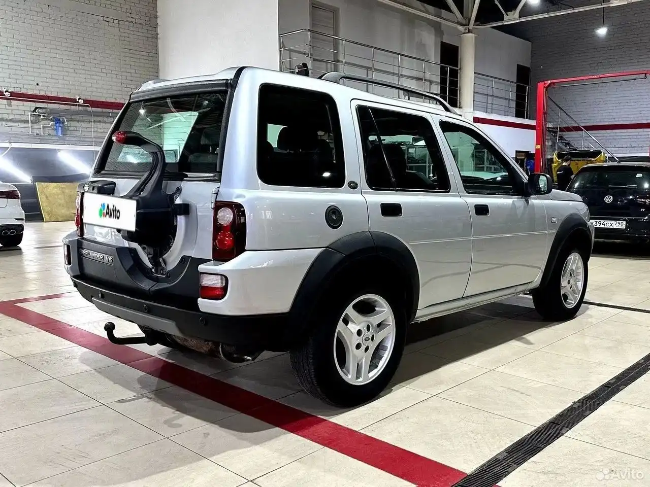 Фото автомобиля TOYOTA LANDCRUISER 200, 2008 — госномер Н227ХА790. Цвет: ЧЕРНЫЙ