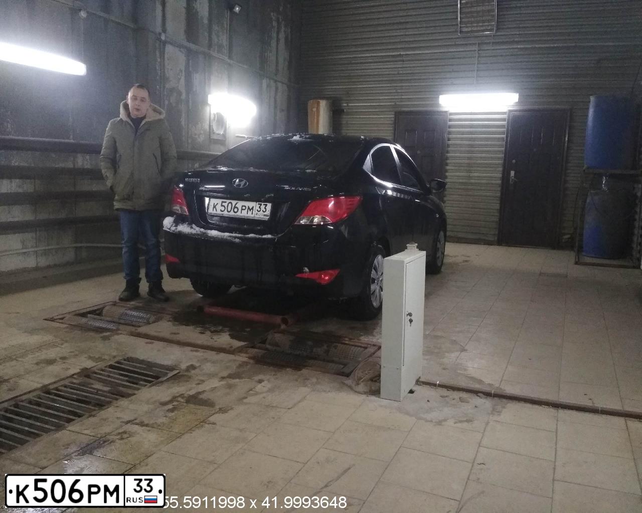 Фото автомобиля HYUNDAI SOLARIS, 2014 — госномер К506РМ33. Цвет: ЧЕРНЫЙ