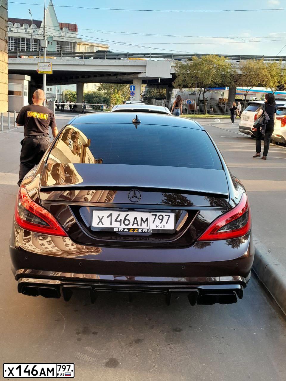 Фото автомобиля MERCEDES CLS-KLASSE, 2012 — госномер Х146АМ797. Цвет: Коричневый