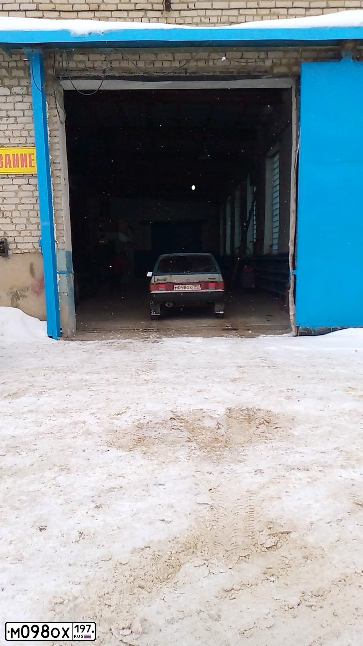 Фото автомобиля LADA 2109 SAMARA, 2003 — госномер В212АМ250. Цвет: СЕРЫЙ