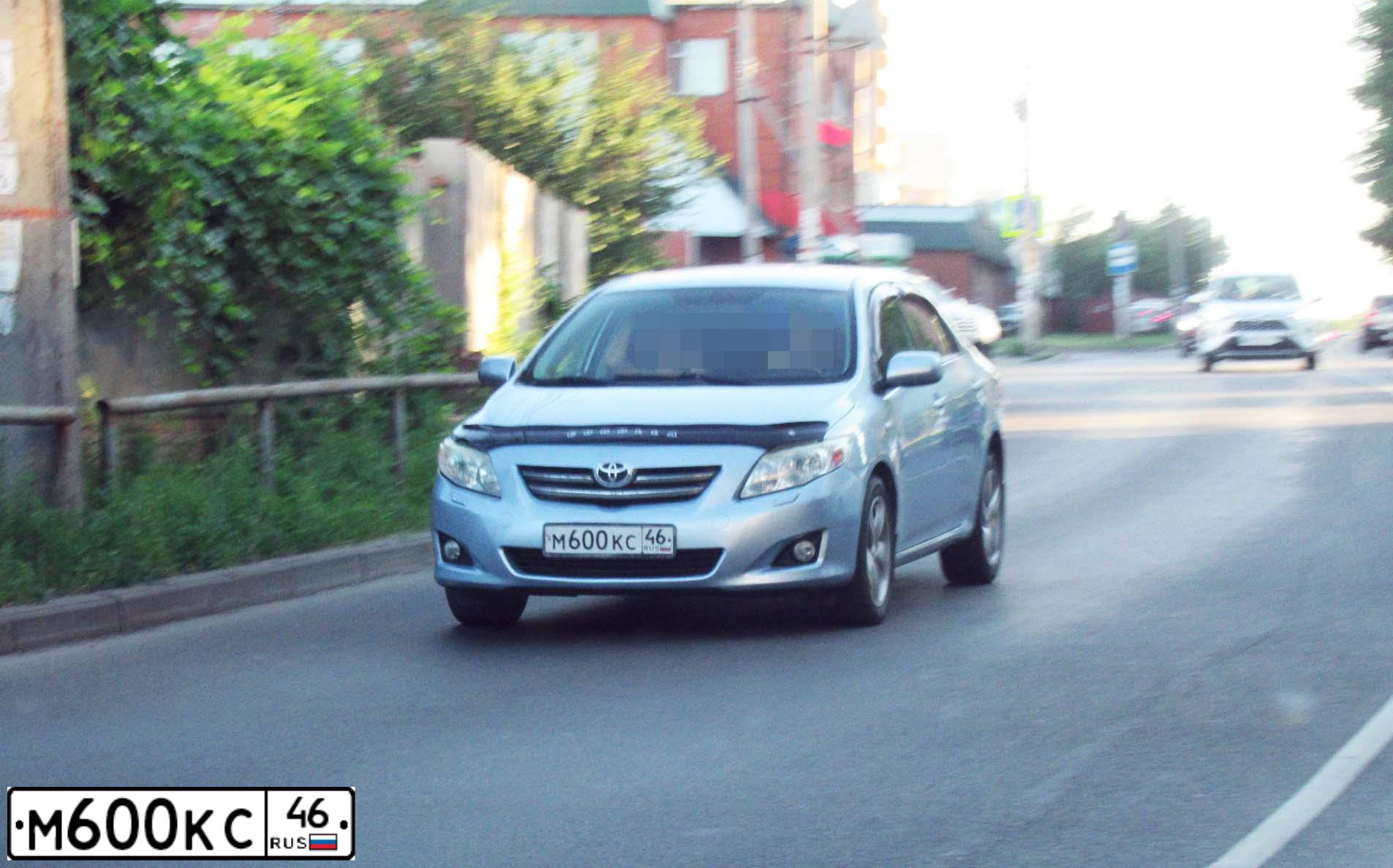 Фото автомобиля TOYOTA COROLLA, 2008 — госномер М600КС46. Цвет: СВЕТЛО-ГОЛУБОЙ