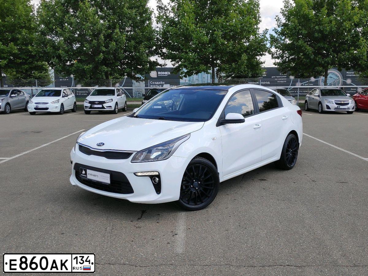 Фото автомобиля KIA RIO, 2017 — госномер Н202КА193. Цвет: БЕЛЫЙ