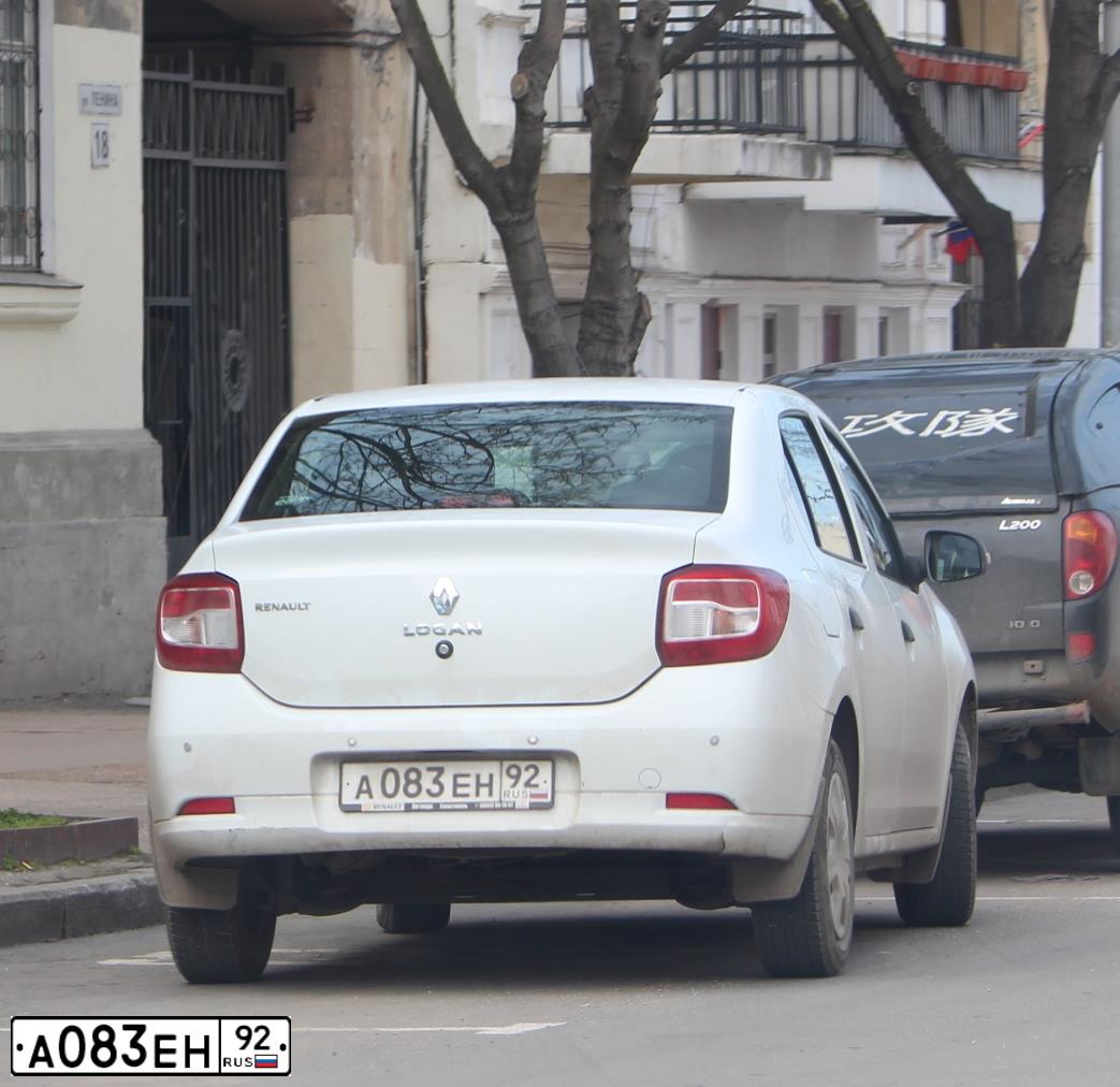 Фото автомобиля RENAULT РЕНО ЛОГАН, 2013 — госномер А083ЕН92. Цвет: Белый