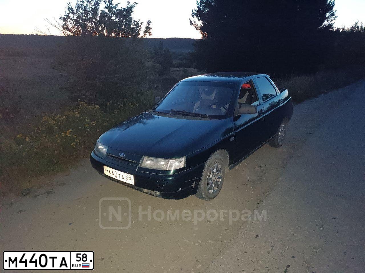 Фото автомобиля LADA 2110, 2003 — госномер М440ТА58. Цвет: ТЕМНО-ЗЕЛЕНЫЙ
