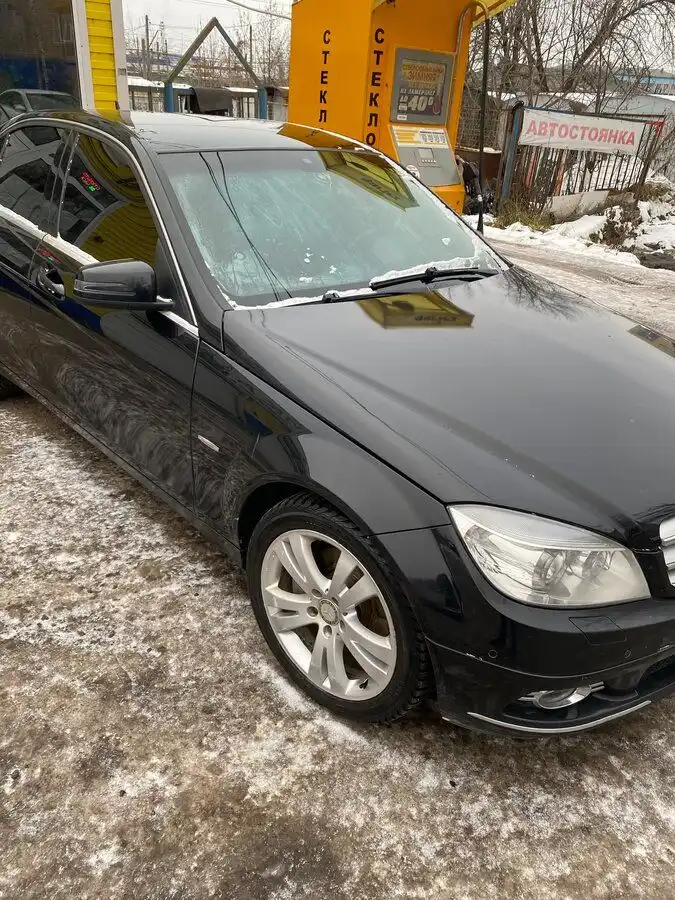 Фото автомобиля MERCEDES C-KLASSE, 2008 — госномер К129РС790. Цвет: ЧЕРНЫЙ