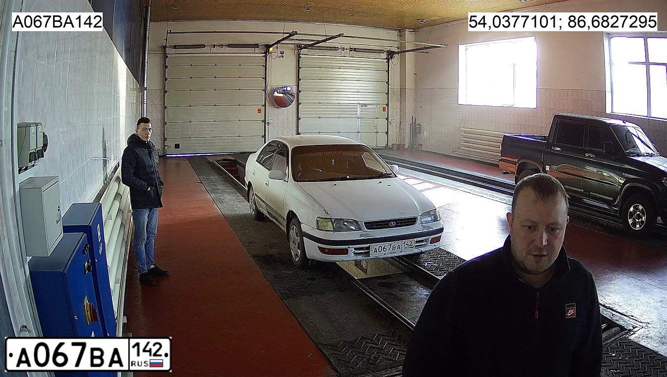 Фото автомобиля TOYOTA CORONA, 1994 — госномер Р098ОН154