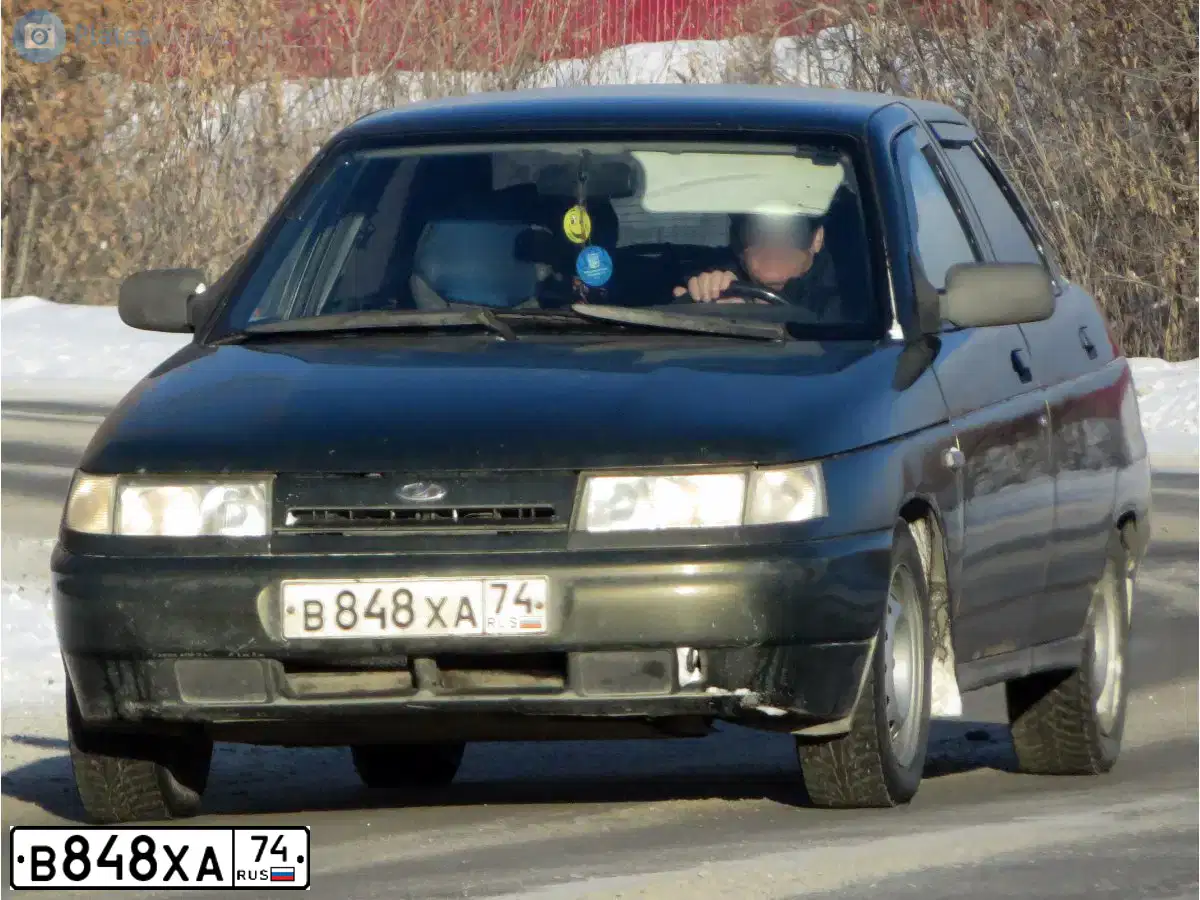 Фото автомобиля LADA 2110, 2004 — госномер В848ХА74. Цвет: Темно-зеленый