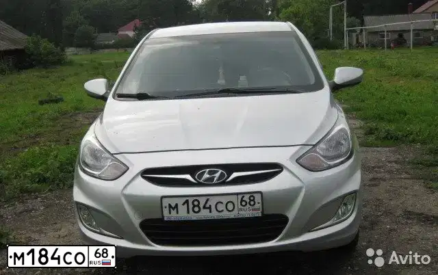 Фото автомобиля HYUNDAI SOLARIS, 2011 — госномер М184СО68. Цвет: СЕРЕБРИСТЫЙ