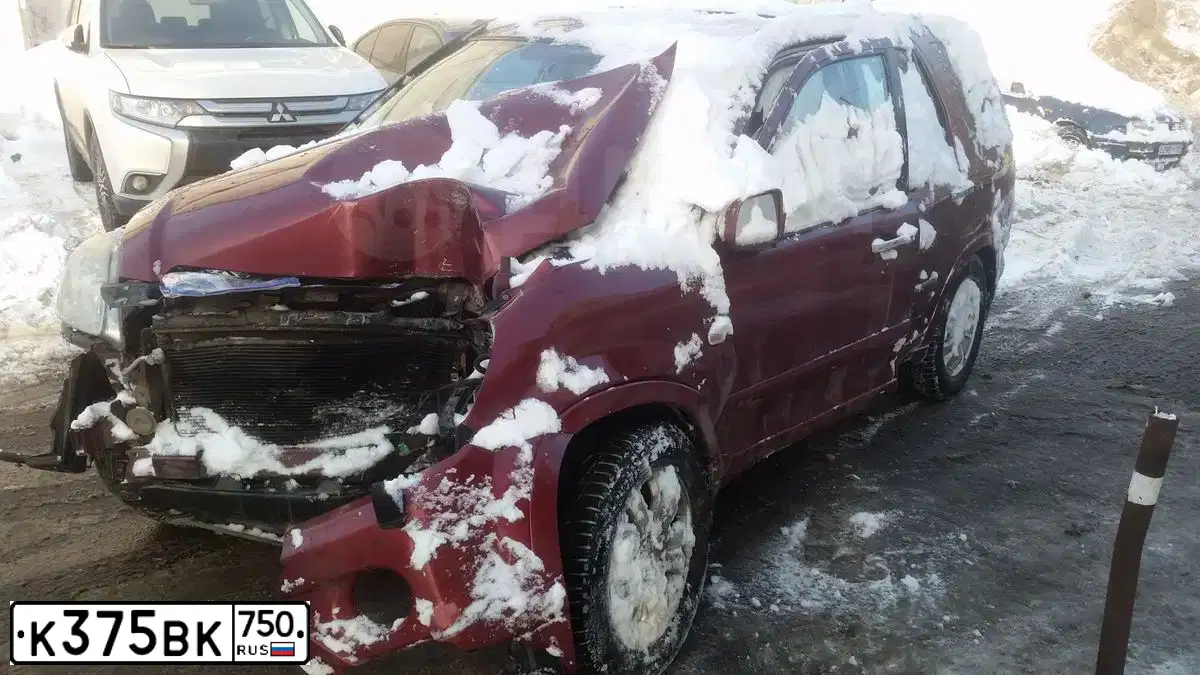 Фото автомобиля MITSUBISHI OUTLANDER, 2015 — госномер К375ВК750. Цвет: БЕЛЫЙ