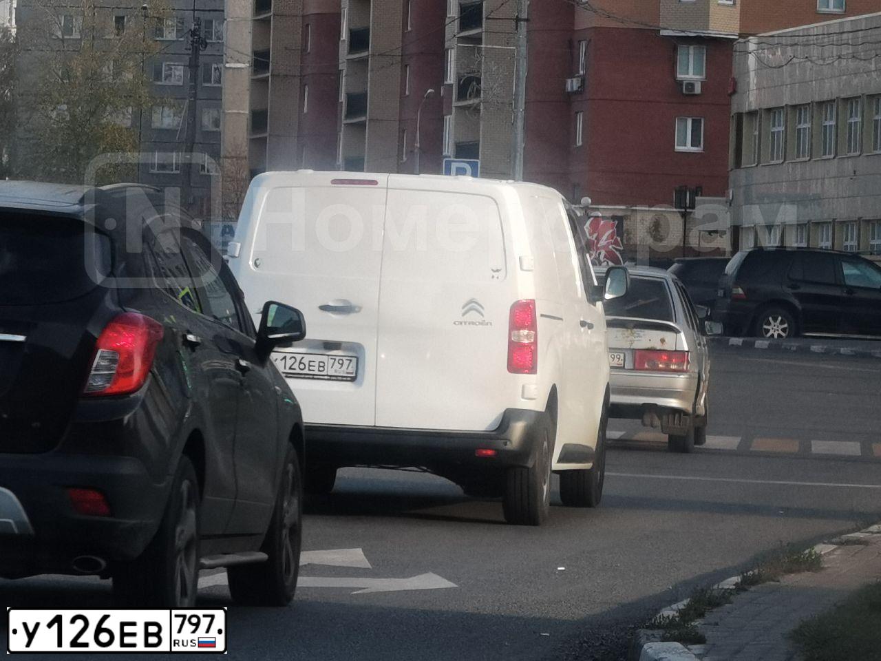 Фото автомобиля MERCEDES-BENZ ML350, 2012 — госномер У490КМ774. Цвет: ЧЕРНЫЙ