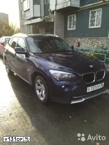 Фото автомобиля BMW X1, 2012 — госномер К183ВК82. Цвет: синий