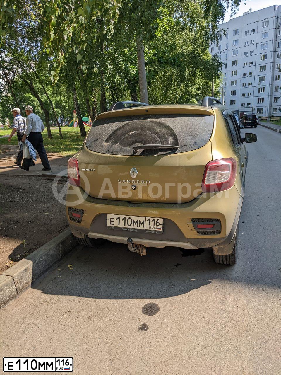Фото автомобиля RENAULT T SANDERO, 2017 — госномер Е110ММ116. Цвет: ЗОЛОТИСТО-ЗЕЛЕНЫЙ