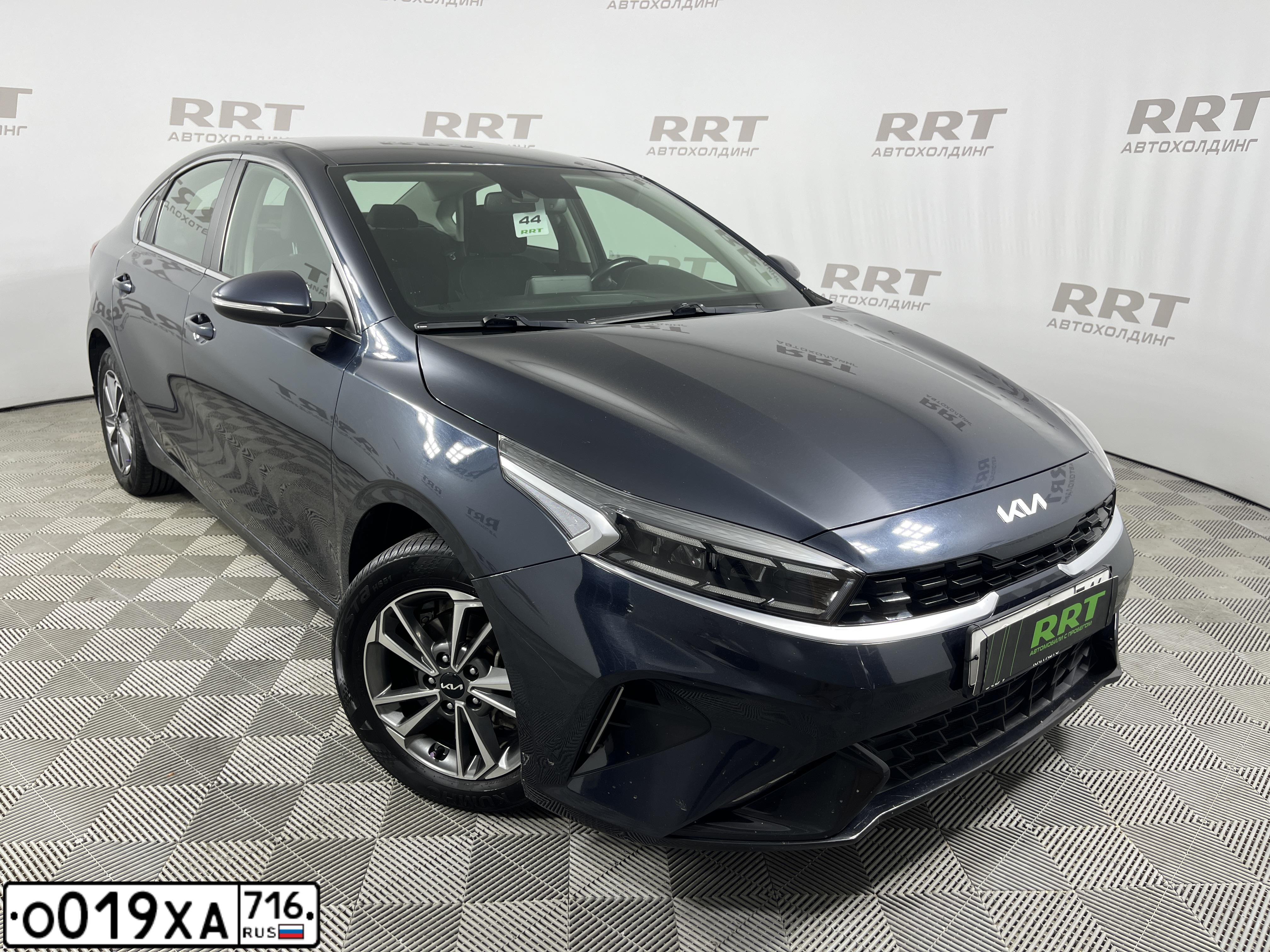 Фото автомобиля KIA CERATO, 2021 — госномер Н019ХА716. Цвет: СИНИЙ