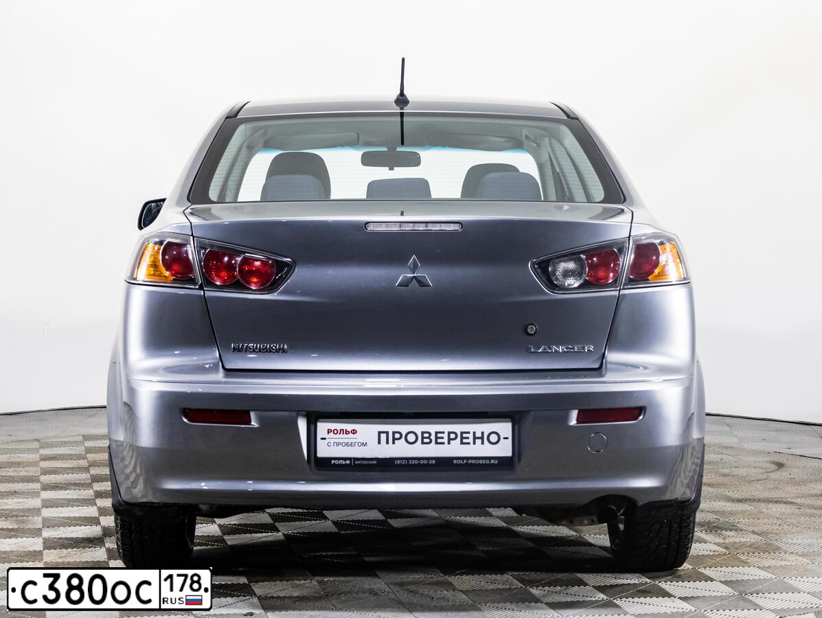 Фото автомобиля MITSUBISHI LANCER, 2014 — госномер С380ОС178. Цвет: СЕРЫЙ