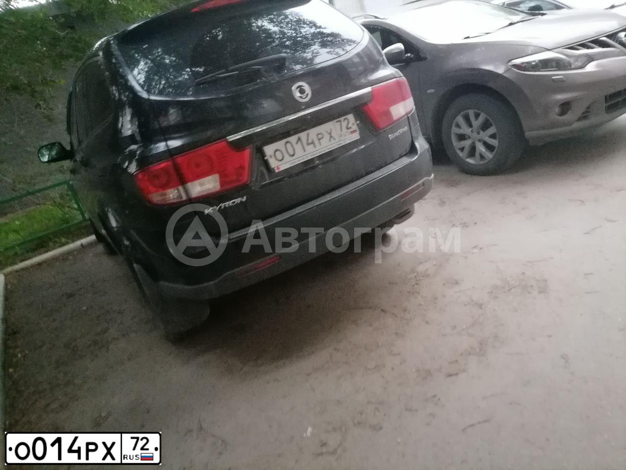 Фото автомобиля SSANGYONG KYRON, 2011 — госномер О014РХ72. Цвет: ЧЕРНЫЙ