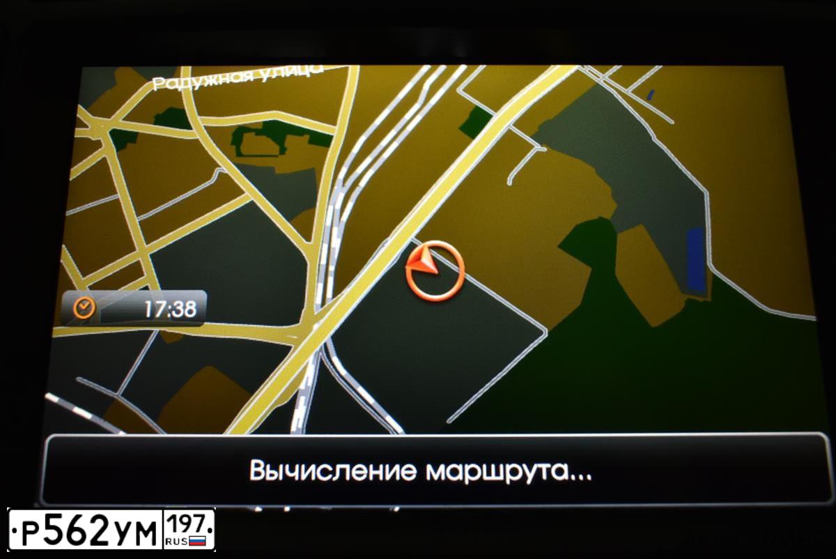 Фото автомобиля KIA SPORTAGE, 2012 — госномер Р562УМ197. Цвет: ПЕРЛАМ-СЕРЕБРИСТЫЙ