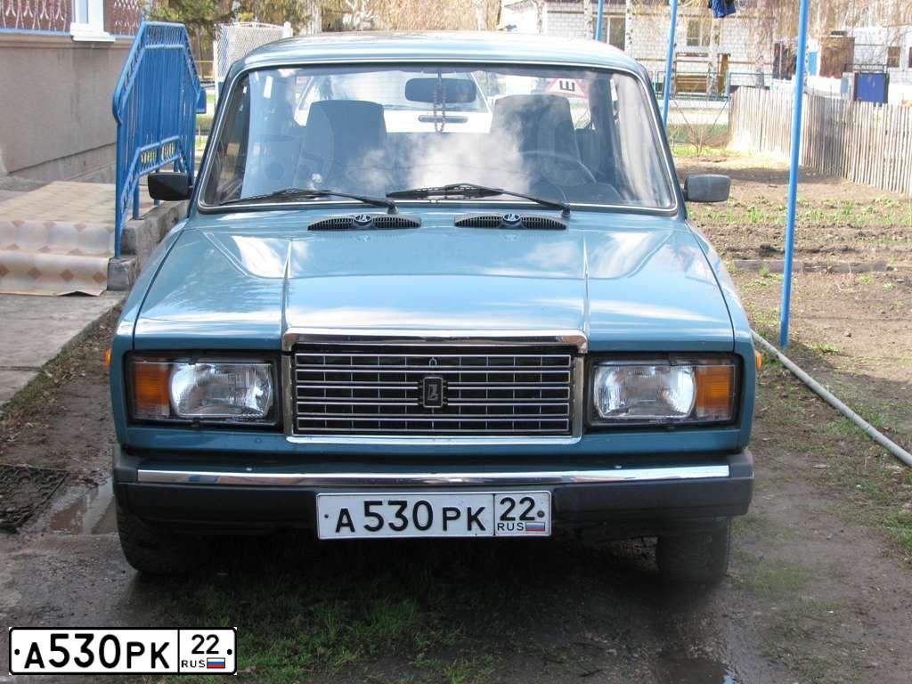 Фото автомобиля LADA 2107, 2004 — госномер Е412МА53. Цвет: СЕРО-СИНИЙ