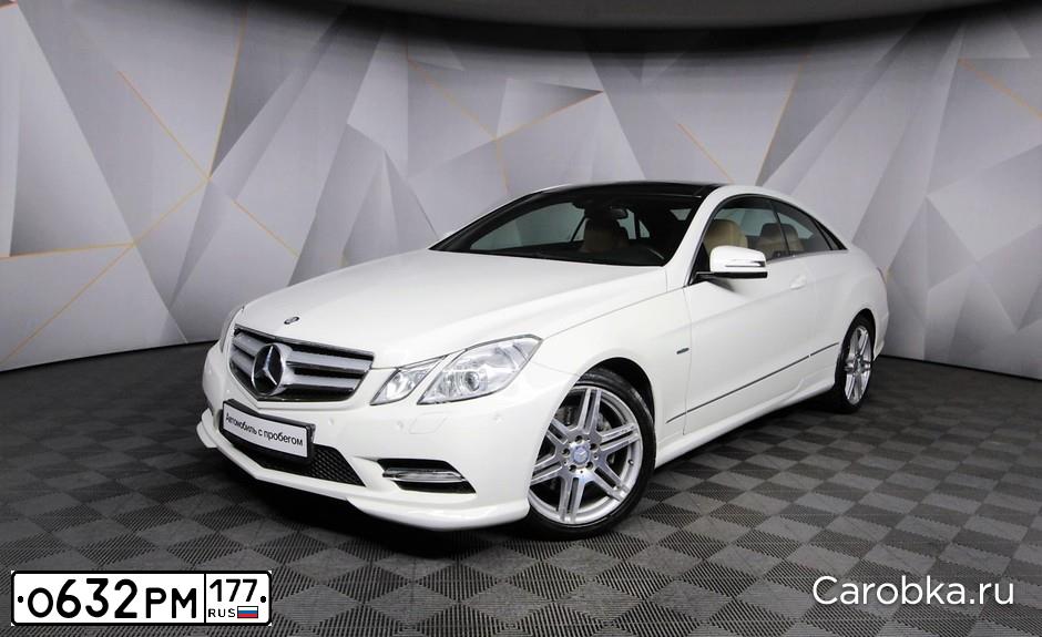 Фото автомобиля MERCEDES E-KLASSE, 2012 — госномер Р724ТМ196. Цвет: Белый