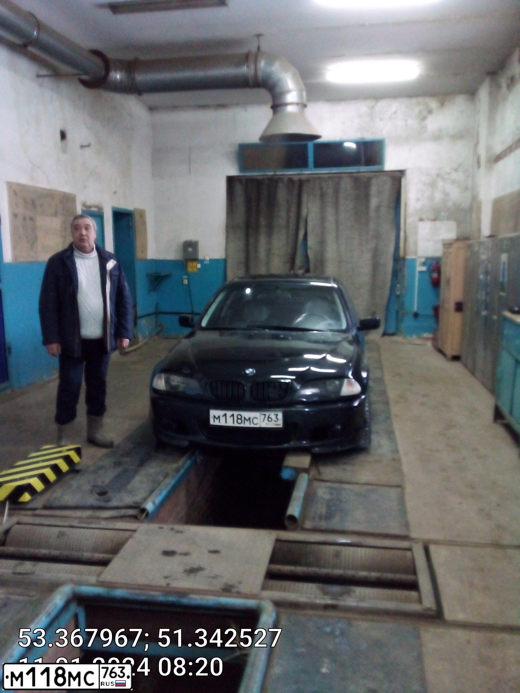 Фото автомобиля BMW SERIE 3, 1998 — госномер М118МС763. Цвет: ЧЕРНЫЙ
