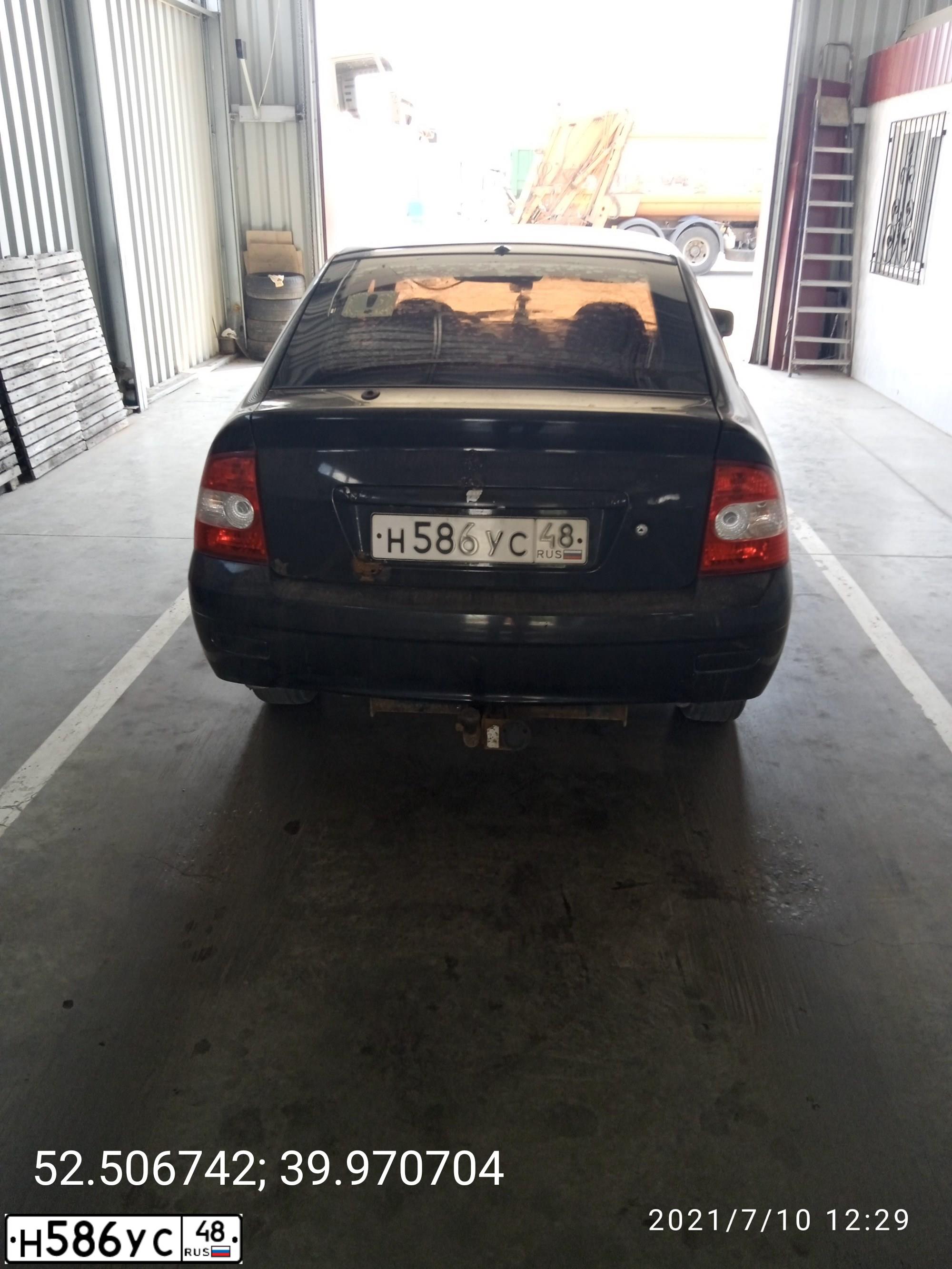 Фото автомобиля LADA PRIORA, 2008 — госномер К751МА136. Цвет: СИНЕ-ЧЕРНЫЙ