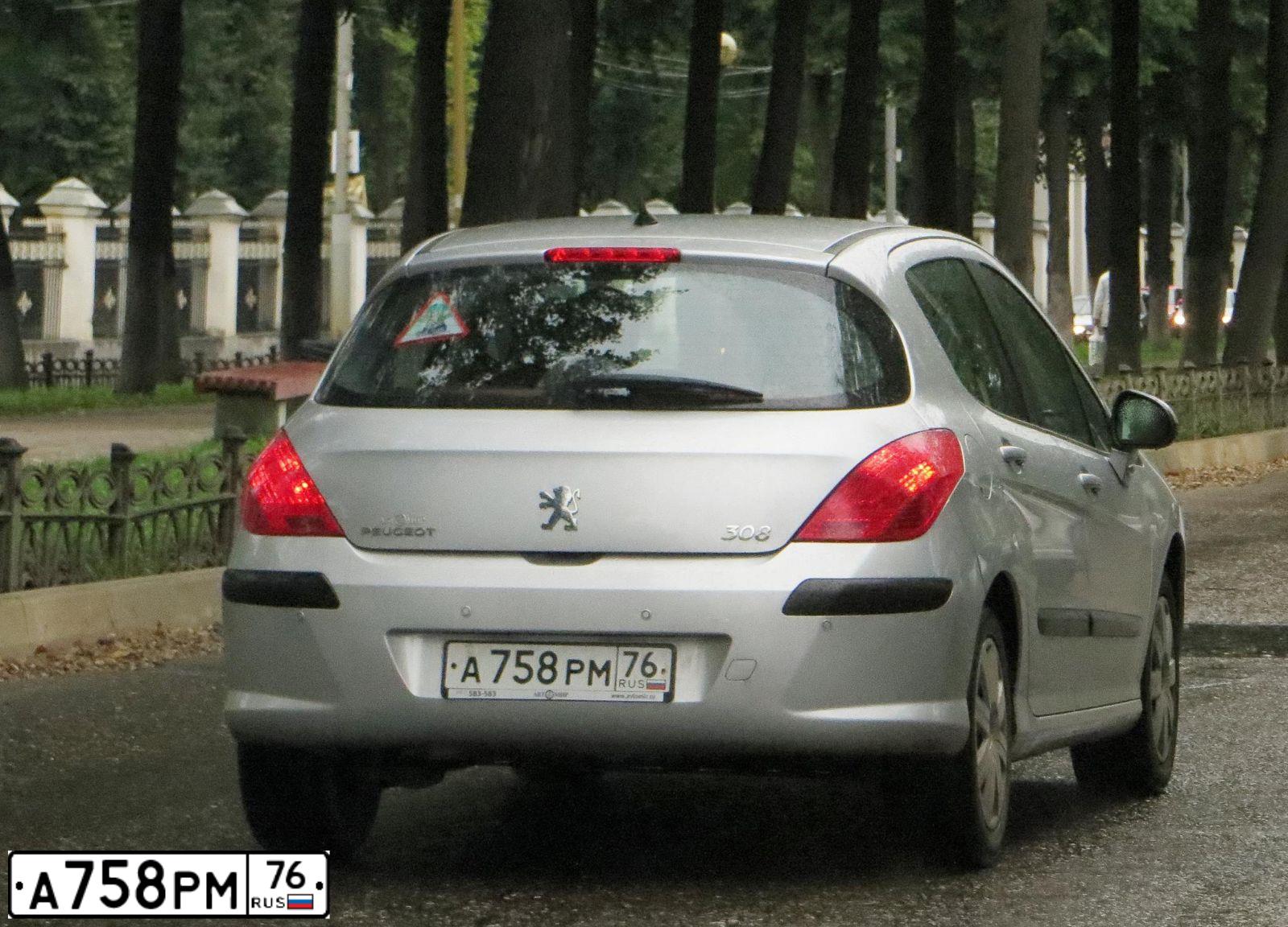 Фото автомобиля PEUGEOT 308, 2010 — госномер Р288ВТ44