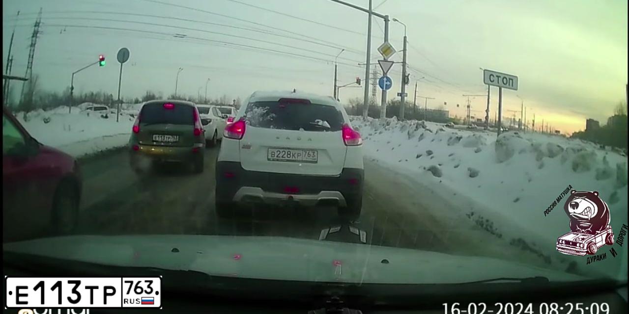 Фото автомобиля LADA 1119 KALINA, 2008 — госномер Е113ТР763. Цвет: Темно-серый металлик
