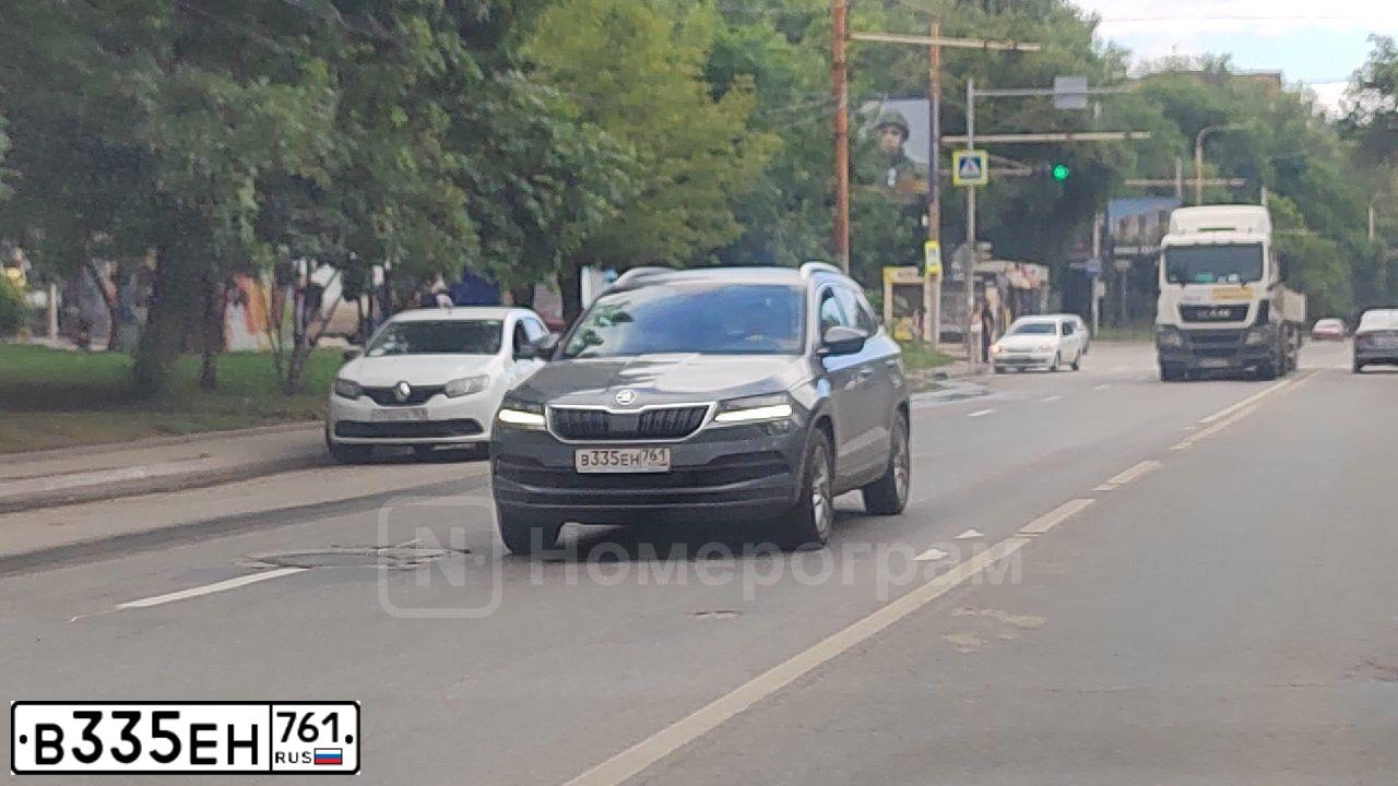 Фото автомобиля TAGAZ ACCENT, 2006 — госномер В335НЕ761. Цвет: Красный