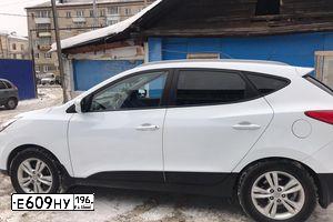 Фото автомобиля HYUNDAI IX35 GLS, 2010 — госномер А214МА04