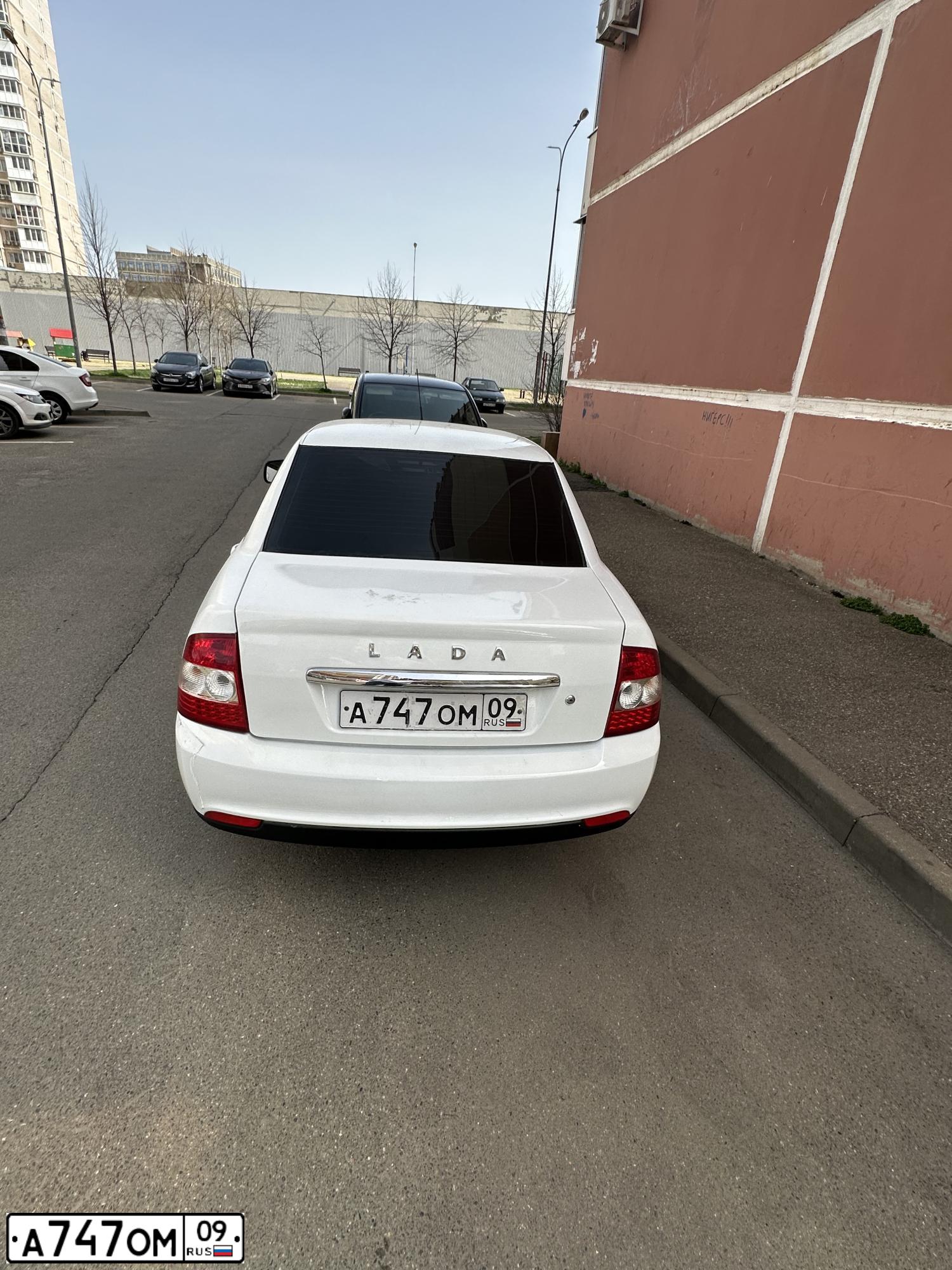 Фото автомобиля LADA 2170 PRIORA, 2010 — госномер А747ОМ09. Цвет: Белый